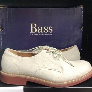 Men’s dress shoes